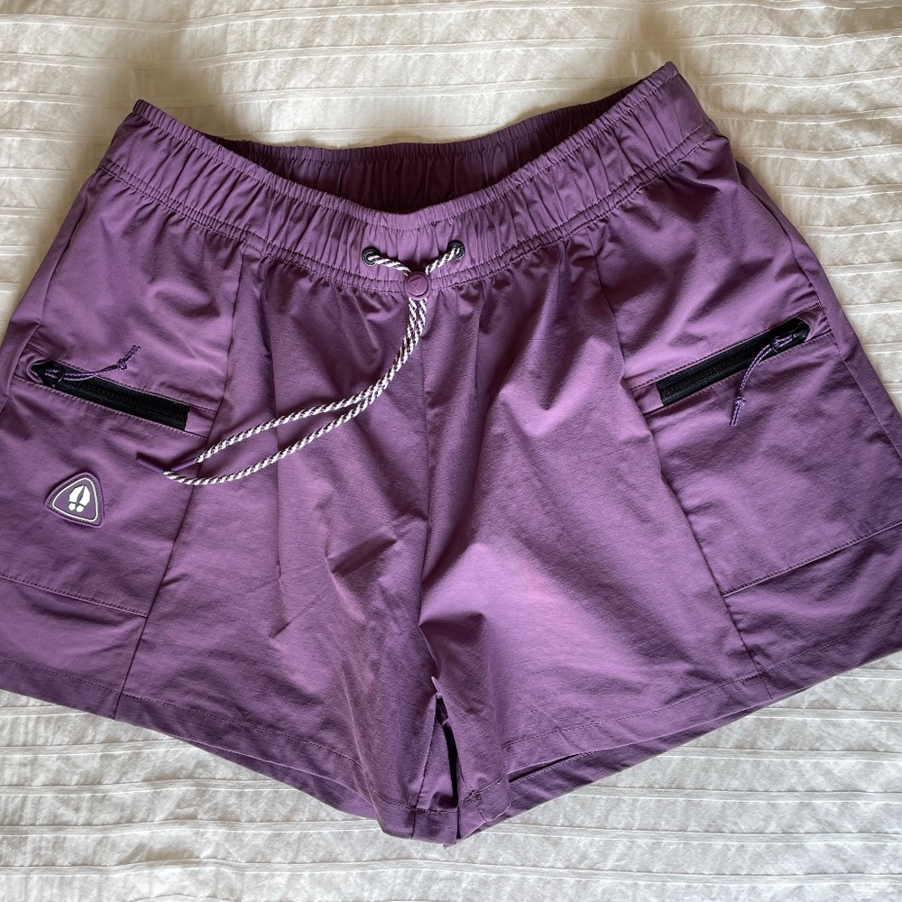 Bearded Goat Summit Short